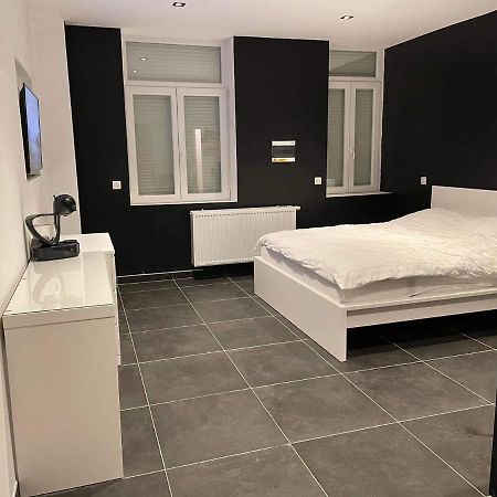 Room Of Tournai 2 Экстерьер фото