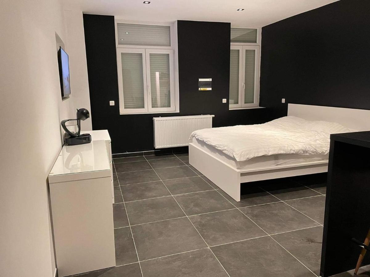 Room Of Tournai 2 Экстерьер фото